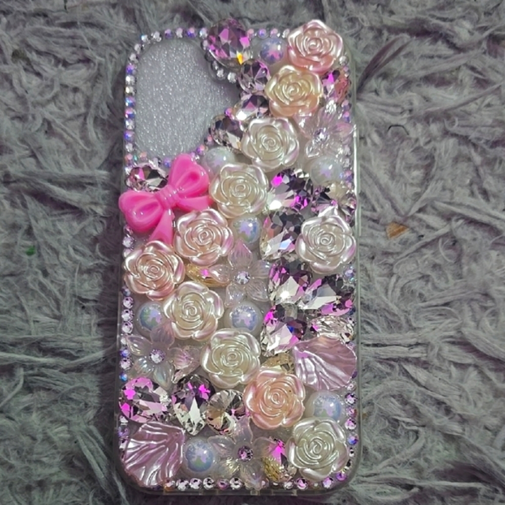 Unbranded Beautiful Decorative Floral IPhone 16 Case W/ Pink Bow 🎀 (BRAND NEW)